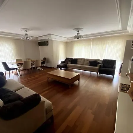 Sisli Nadide Sokak D:5 1+1 * イスタンブール