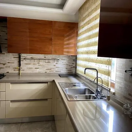 Sisli Nadide Sokak D:5 1+1 イスタンブール