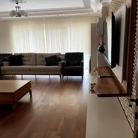 アパート Sisli Nadide Sokak D:5 1+1 イスタンブール